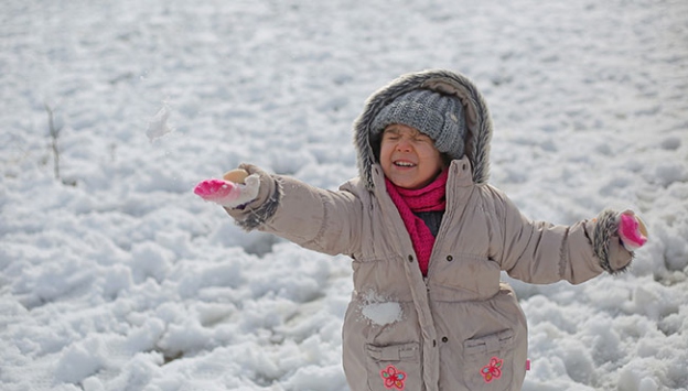 Ankarada okullara 2 gün kar tatili