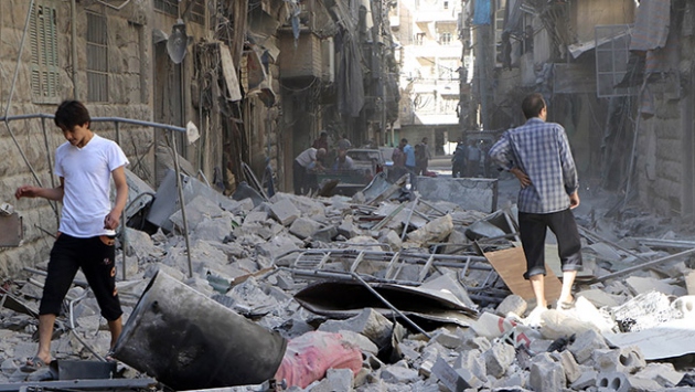 Halep'te sivillere hava saldırısı 56 ölü 220 yaralı